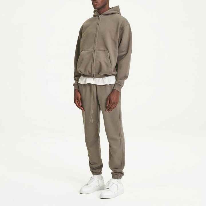 Aero Men's Oversized Cropped Zip TrackSuit - Image 2
